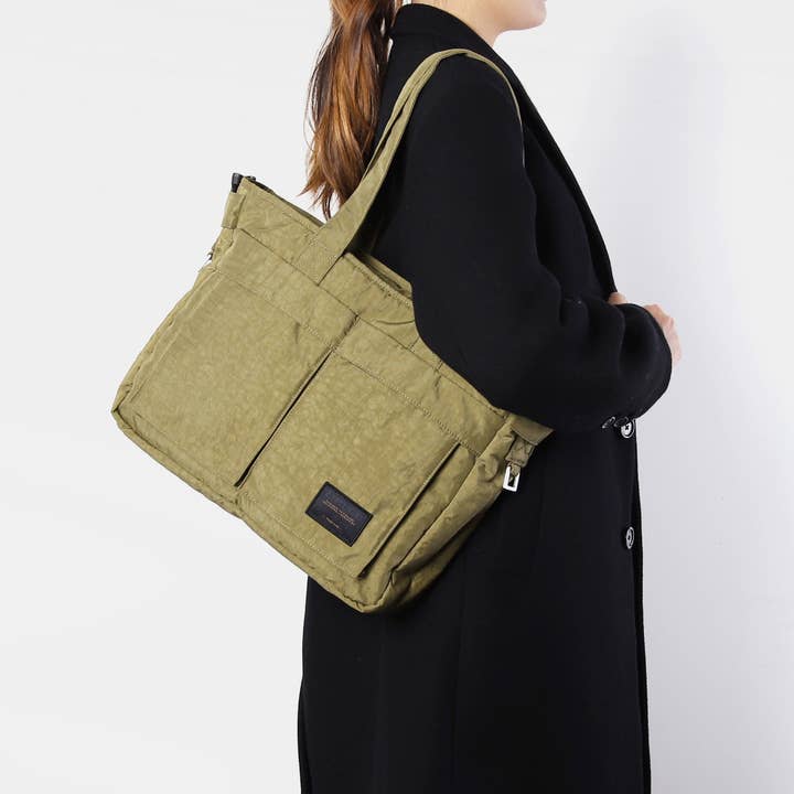 Padded Laptop Tote Bag Double Pocket Computer Bag - ZB102 N and other Purchase Wholesale linux laptop. Free Returns & Net 60 Terms on Faire trending on Faire.