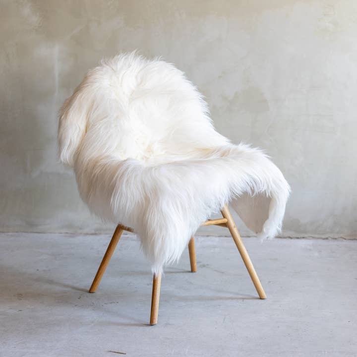 Van Buren - Wholesale Throw Blanket - Icelandic sheepskin white