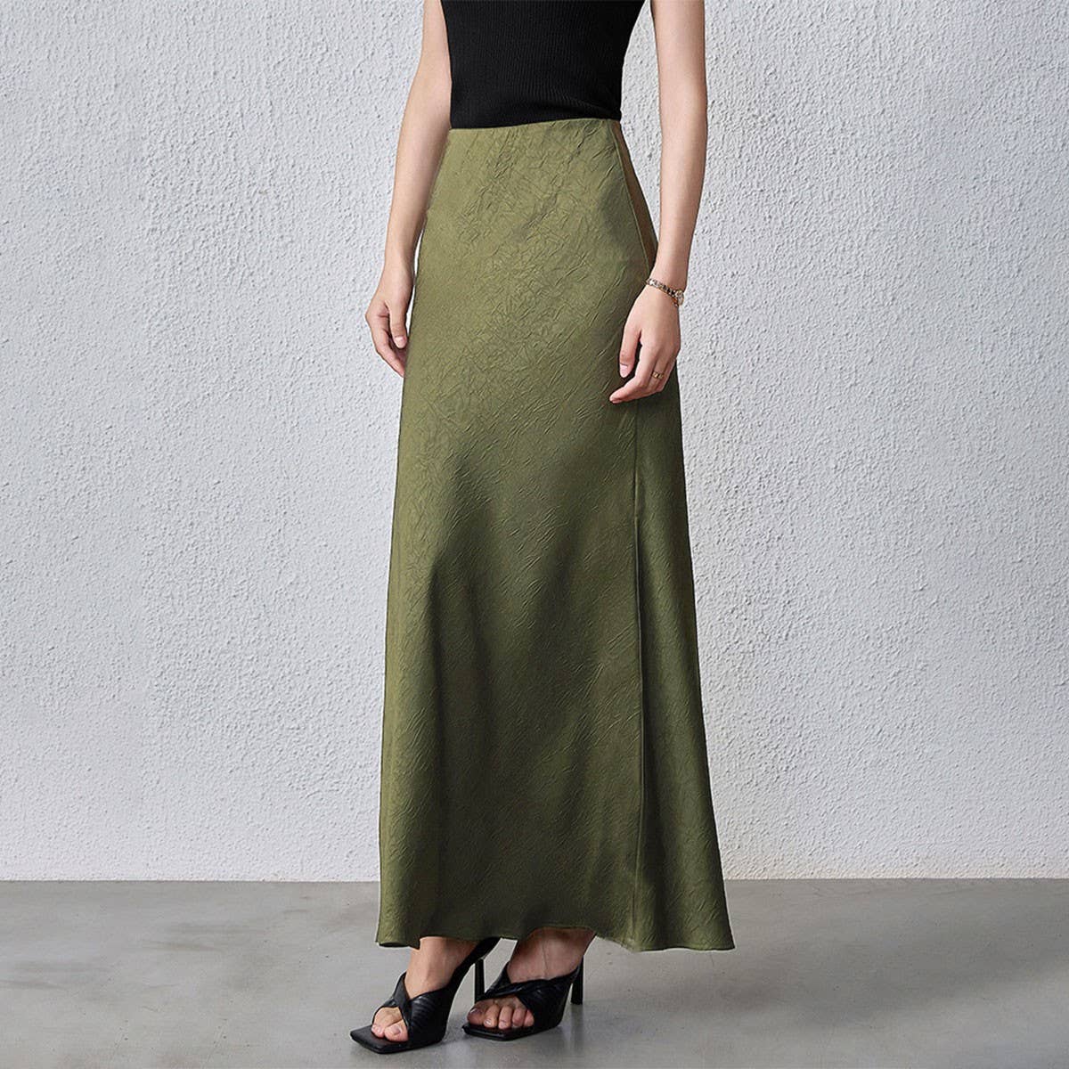 ACCITY - Wholesale Skirt - Women's - SATIN SKIRT HIGH WAIST ELASTIC PATTERN LONG SKIRT_CWBSS03848