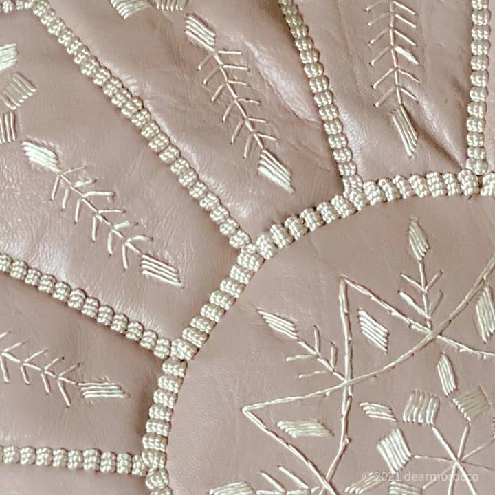 dear Morocco - Wholesale Pouf - Moroccan pouf ottoman // round L 20"x13" Nuss nuss2