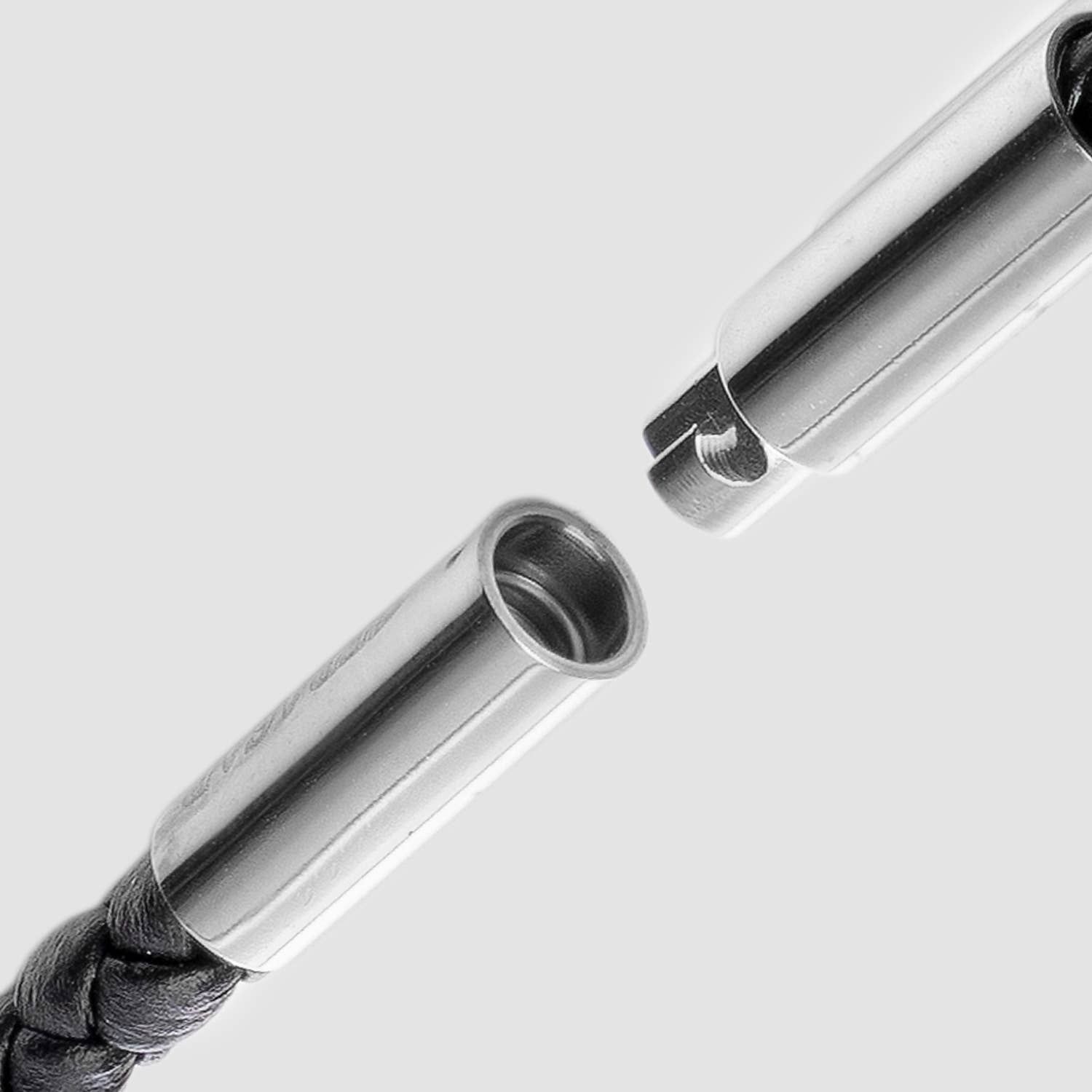 SERASAR – Engroshandel Smykker - Herre – Læderhalskæde med anker i sølv - N0145