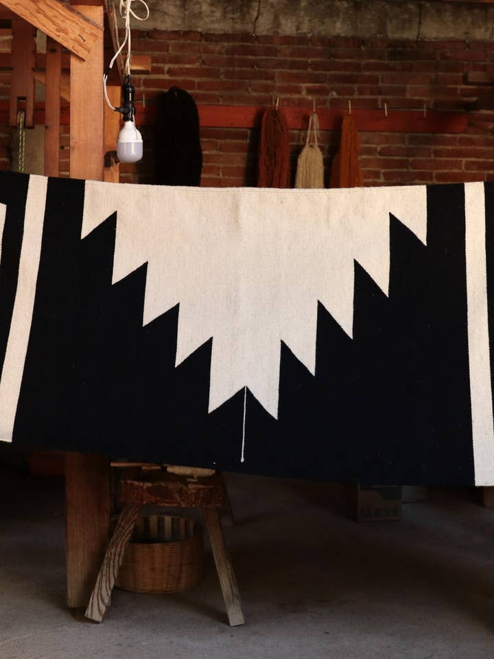 Importations LOOM Tapis n° 31 pour la vente par LOOM IMPORTS