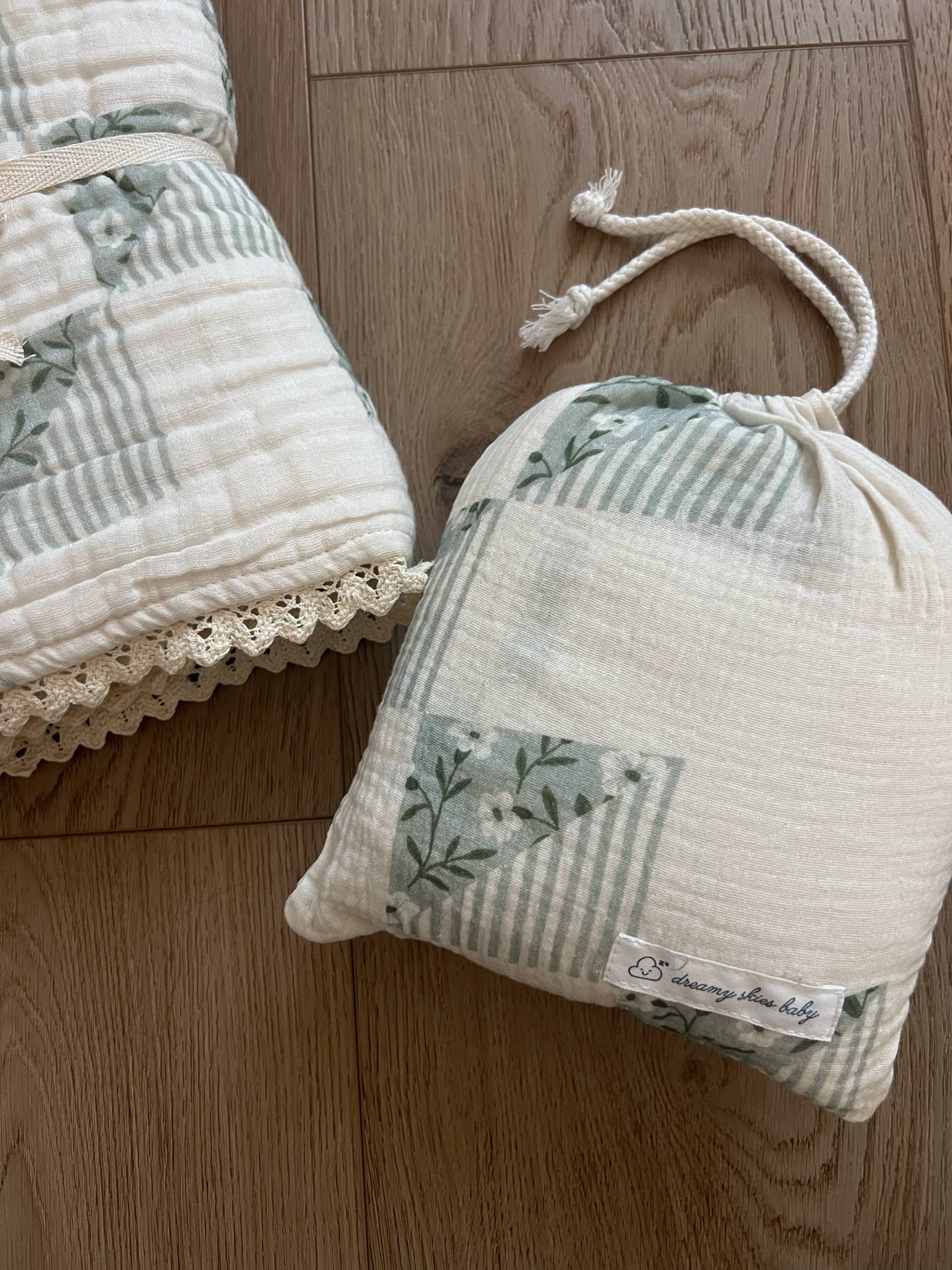 Dreamy Skies Baby - Wholesale Cot/Crib Sheets - Lorelei Cotton Gauze Crib Sheet