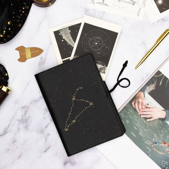 Chasing Threads – Engroshandel Notesbog – DIY Sy din stjerne tegn Kit - Sort Vegansk Læder Notebook12