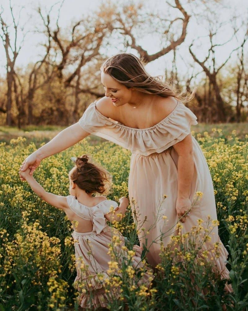 Allover Boho Floral Print V Neck Flutter-sleeve Dress for Mom and Me
