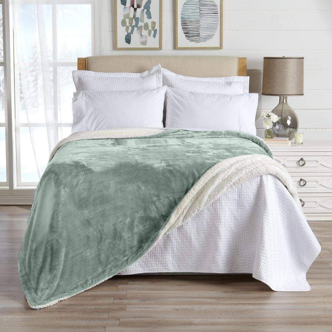 BH Collective - Wholesale Bedding Blanket - Bed Blanket - Velvet Plush & Sherpa Reverse - Kinsley65