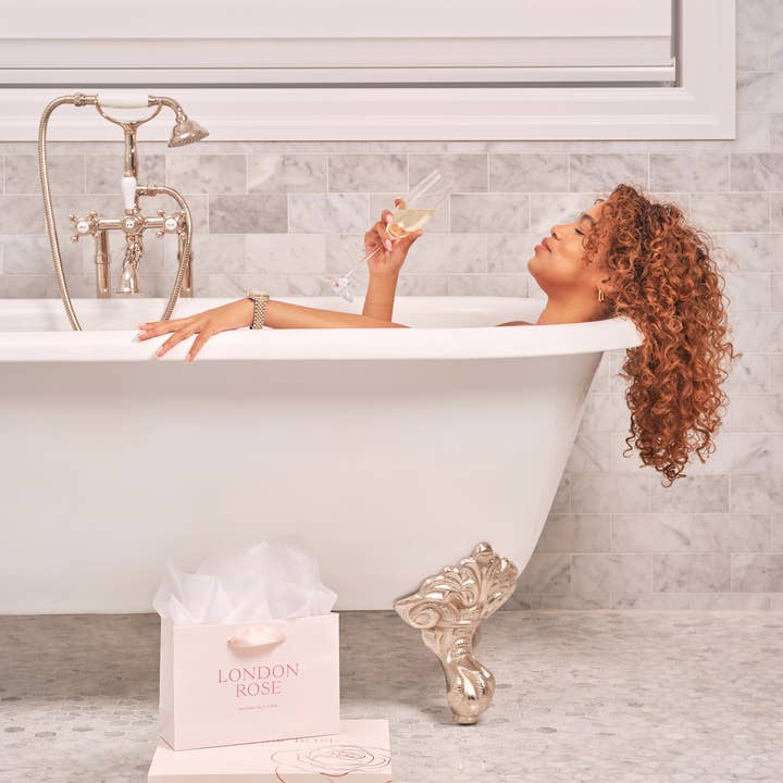 LONDON ROSE - Wholesale Bath Bomb/Fizz - LUXE ROSE PETAL BATH SALTS2