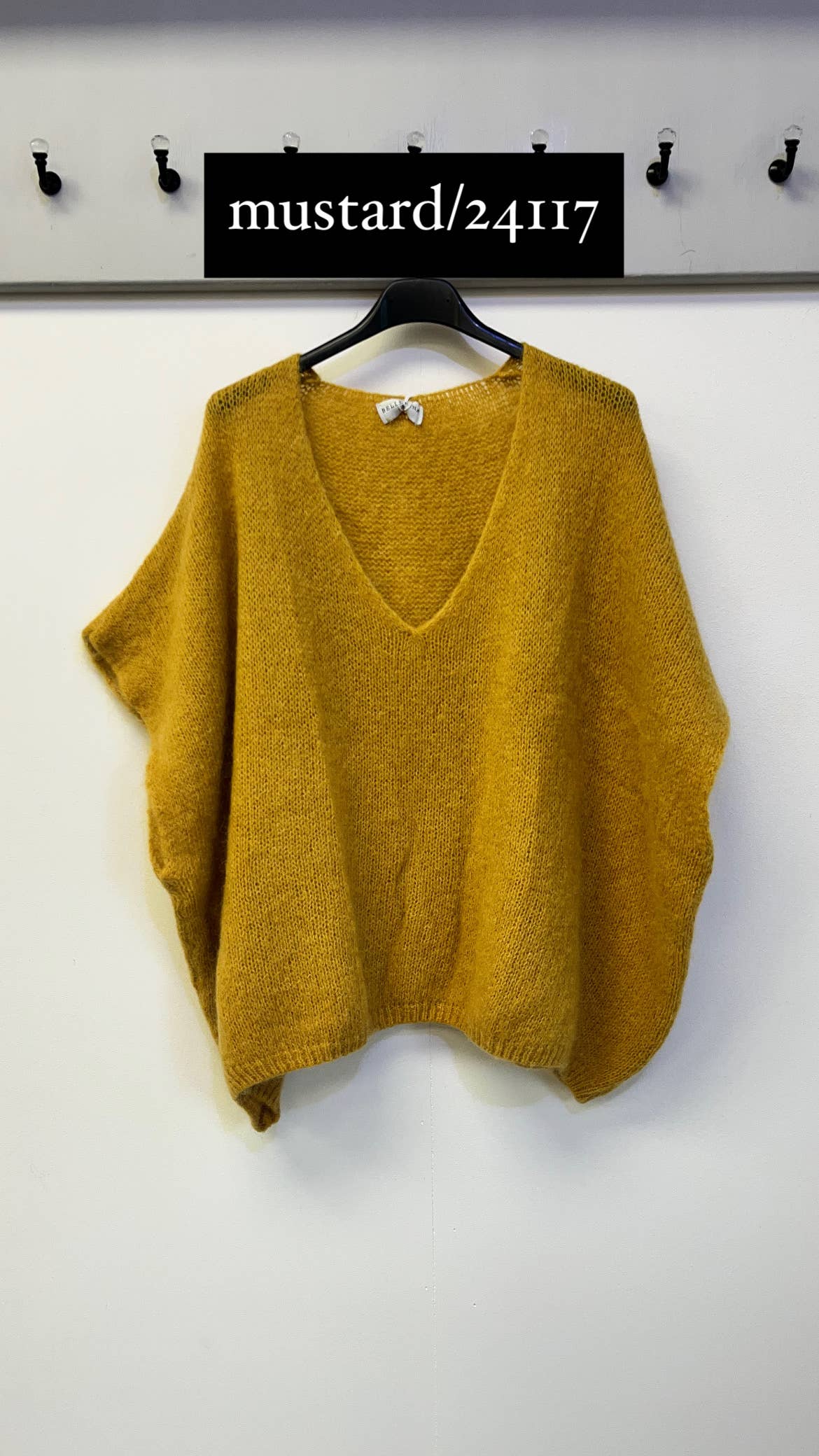 Terminal 1 Clothing - Vendita all'ingrosso Canotta - Donna - Canotta con Spalle Scese in Mohair8