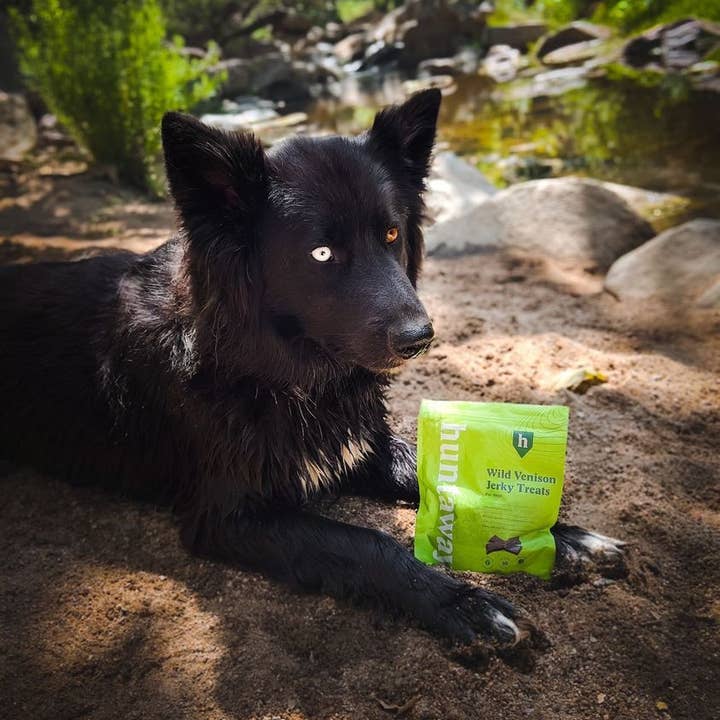 Huntaway - Wholesale Pet Treats - Dog - Wild Venison Jerky Treats for Dogs 4oz7