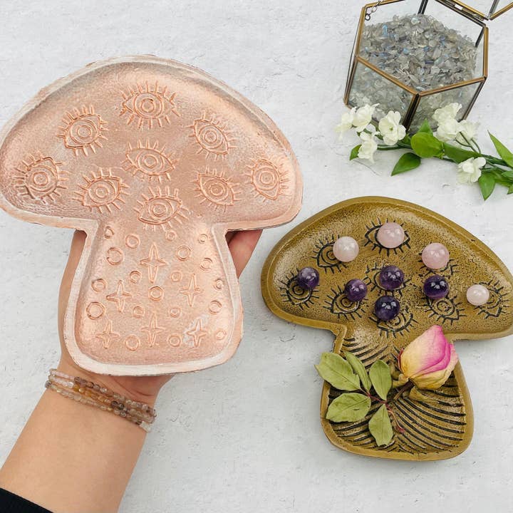 Crystal Mushroom Tray - Protective Eye Design for wholesale by Rock Paradise