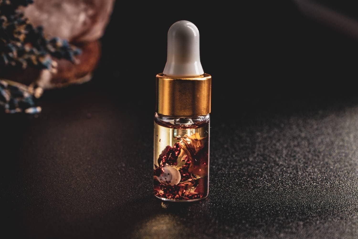 The Pleiadian Altar - Wholesale Essential Oil - Aphrodite Attraction - Mini Intention Oil | Glamour Magic2