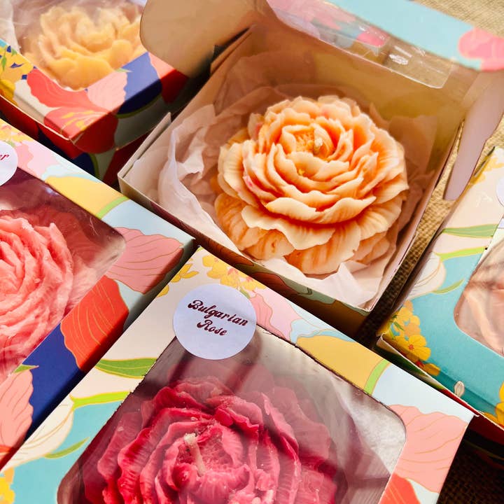 Kourage & co - Wholesale Novelty Candle - Peony Flower Candle9