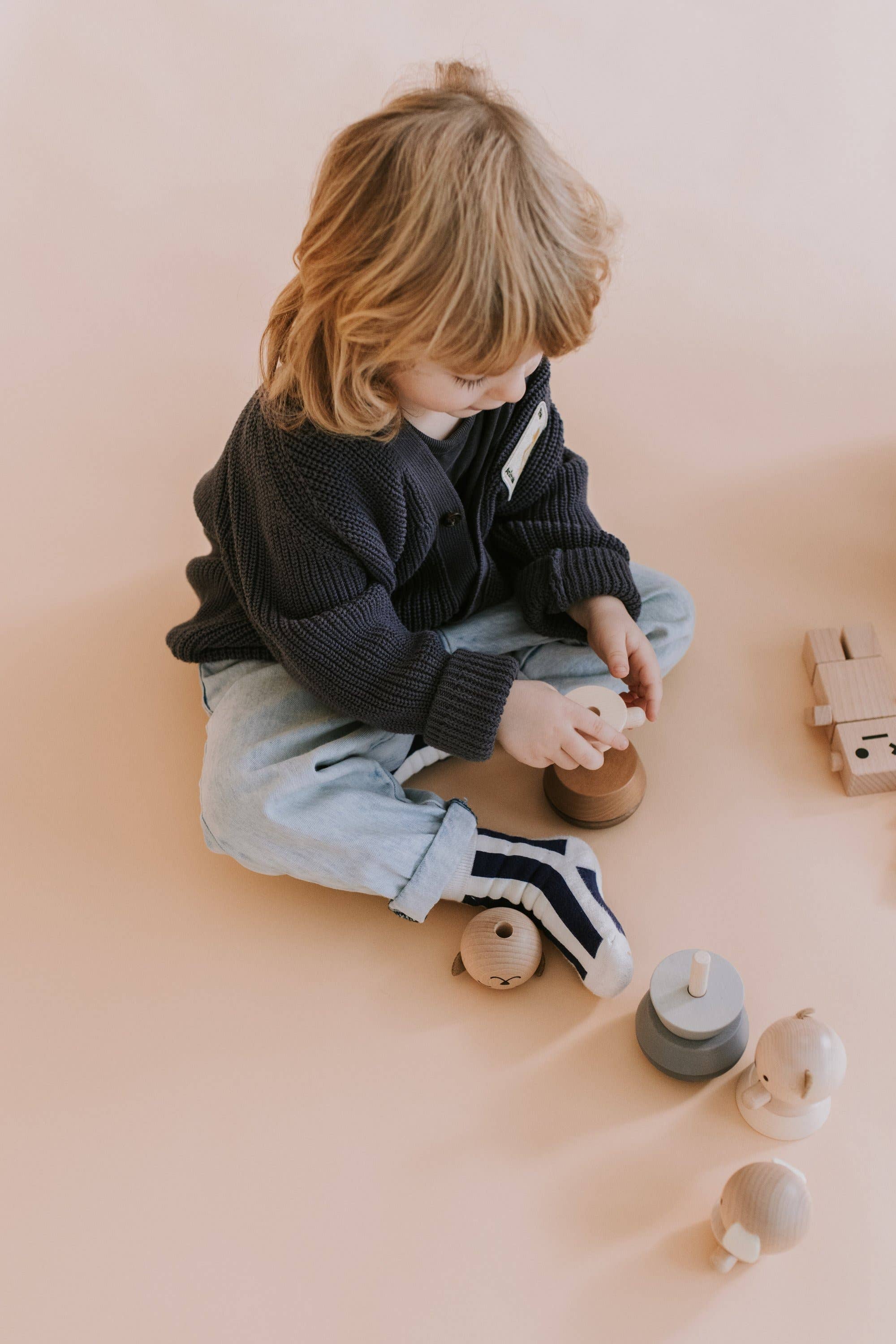 Briki Vroom Vroom – wholesale Wood toy – Child – Stackable wooden dog/Wooden stacking Dog4