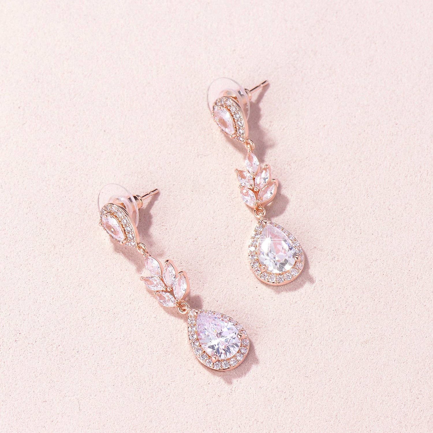 Heirloom Bridal Company - Vente Boucles d'oreilles pendantes - Pendants d'oreilles Scarlett CZ1