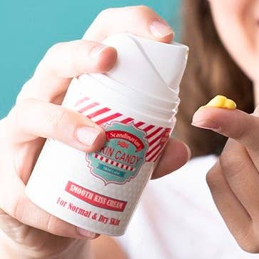 Crema Smooth Kiss per la vendita all'ingrosso da parte di Scandinavian Skin Candy Suomi