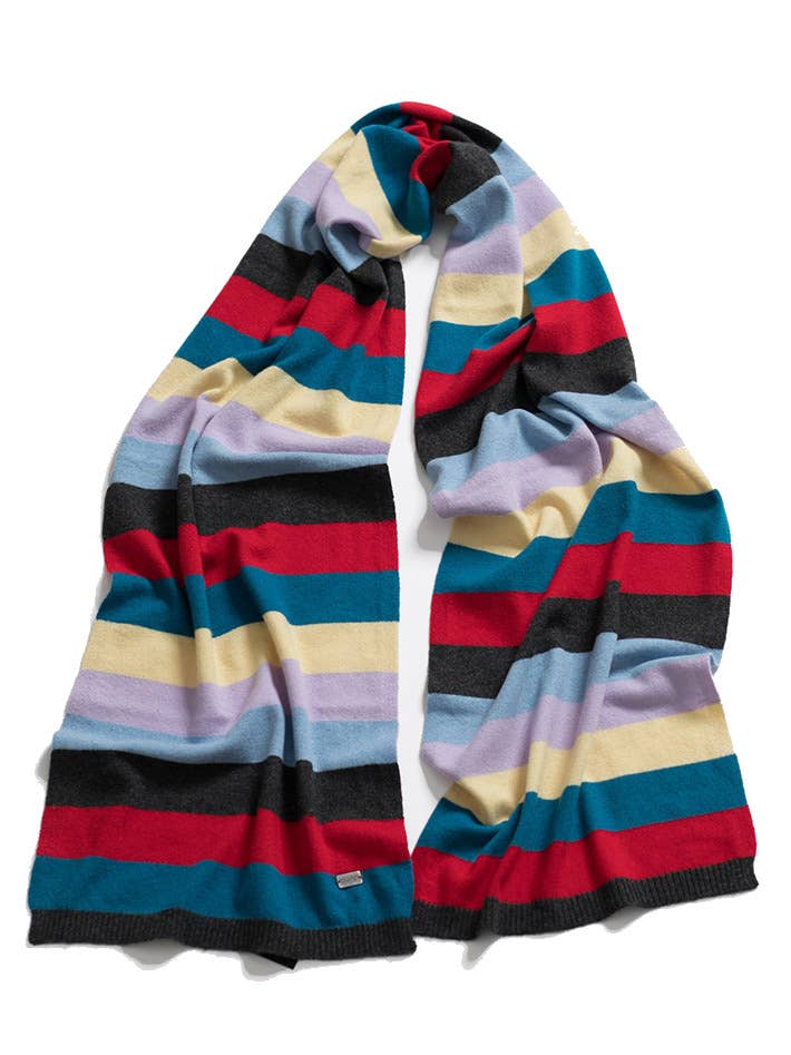 La Sciarpa Felice in Cashmere per la vendita all'ingrosso da parte di QUINN