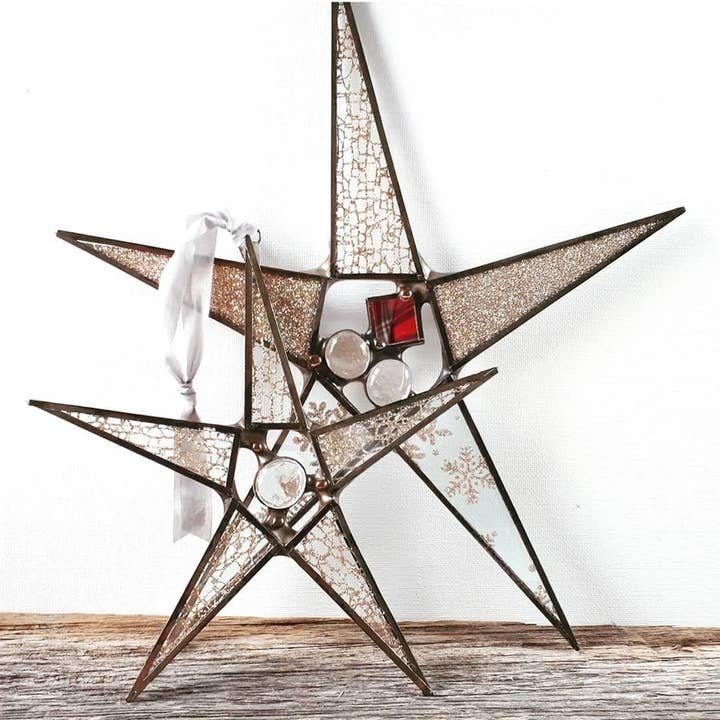 BIBELOT DESIGN STUDIO - Wholesale Ornament - Medium Star Ornaments 1