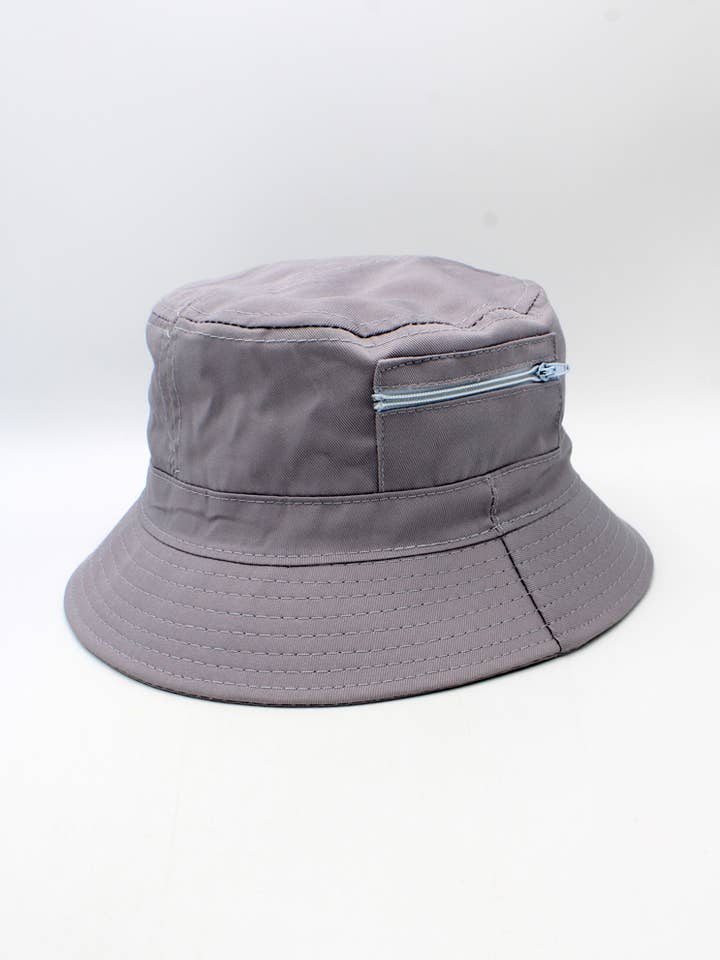 Bob Classique uni en coton avec fermeture éclair pour la vente par Hologramme Paris