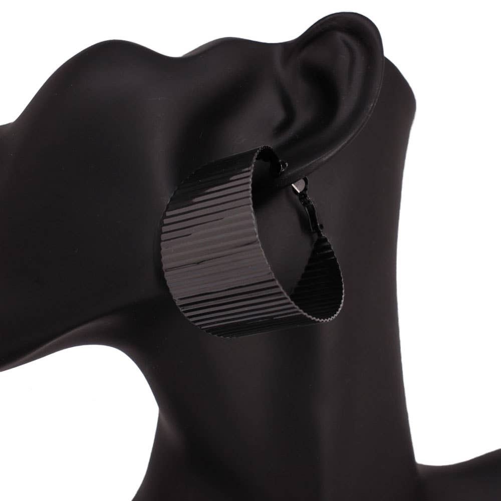 Sensibling Corp. - Wholesale Hoop Earrings - Textured Bold Metal Hoop Earrings1