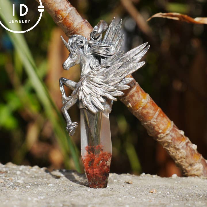 925 Silber Einhorn-Anhänger mit Flügeln, Naturkristall, Mystischer Fantasy-Schmuck, Geschenk für Sie, Geburtstagsgeschenk, Einzigartige Silberkette für den Großhandel von idjewelry