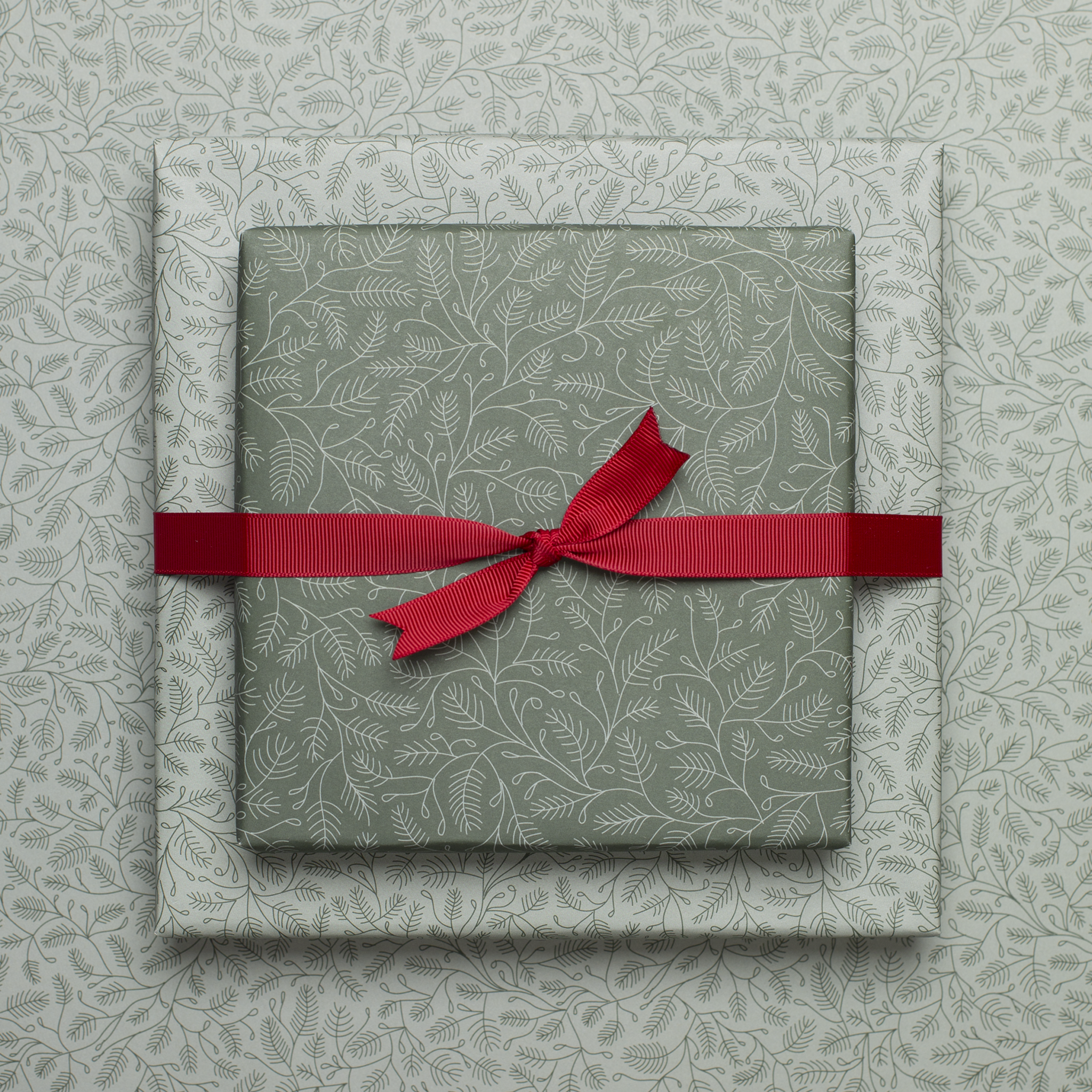 My Pretty Circus - Wholesale Flat Wrap - Christmas wrapping paper green pine branches - double sided10