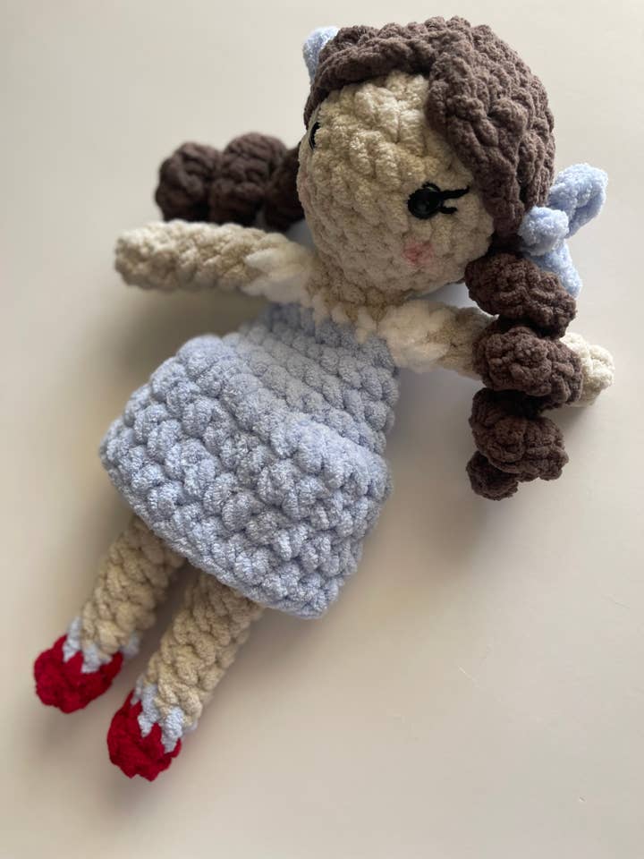 Crochet Dorothy Doll for wholesale by MAEMADE COMPANY LIMITED