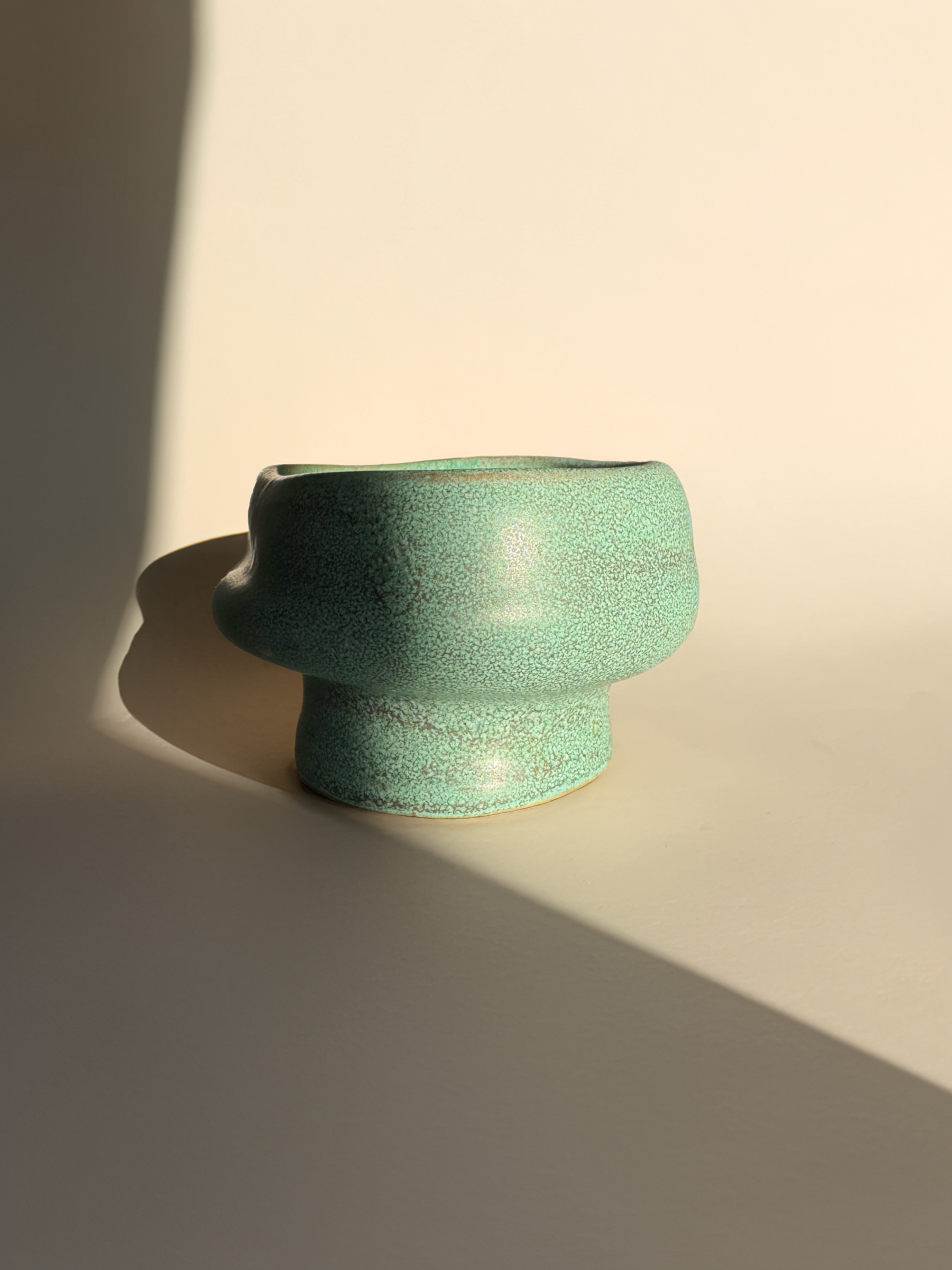 Holydirtstudio.com – Großhandel Kaffeebecher – Keramiktasse in Bio-Qualität, handgefertigt, in Teal.2