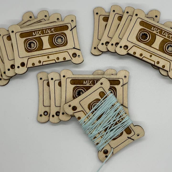 Velvet Guillotine - Wholesale Embroidery/Cross Stitch Supplies - Cassette Tape Style Embroidery Thread Organizer2