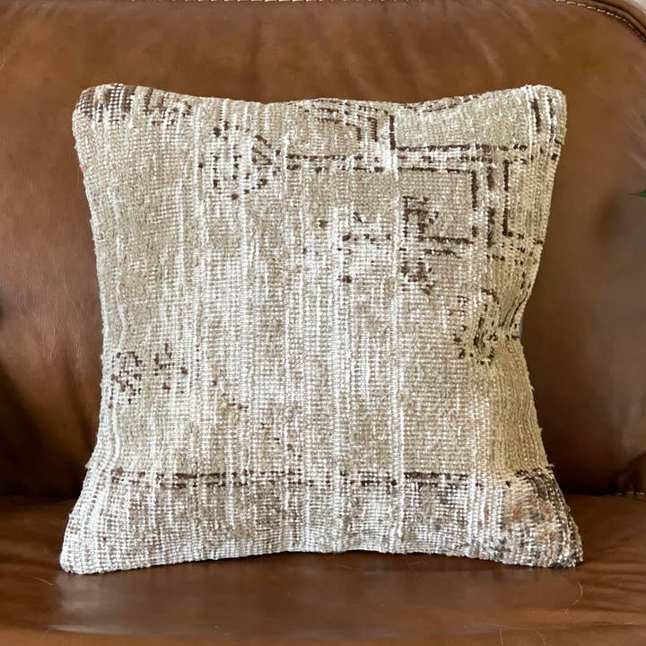 Vintage Turkish Rug Pillow | Taj 16’ for wholesale by Vintage Loomz