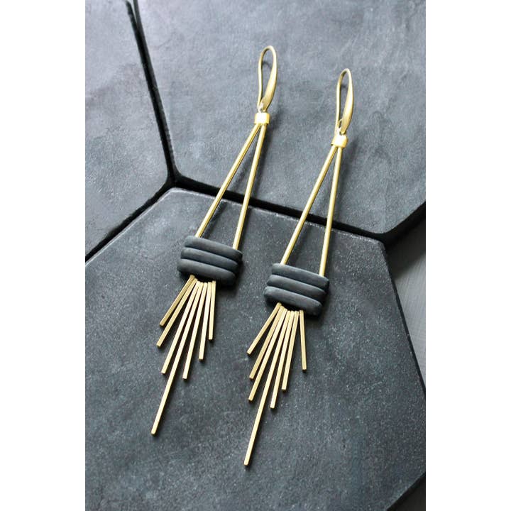 David Aubrey Jewelry - Wholesale Dangle Earrings - JLTE73 matte black glass geometric earrings