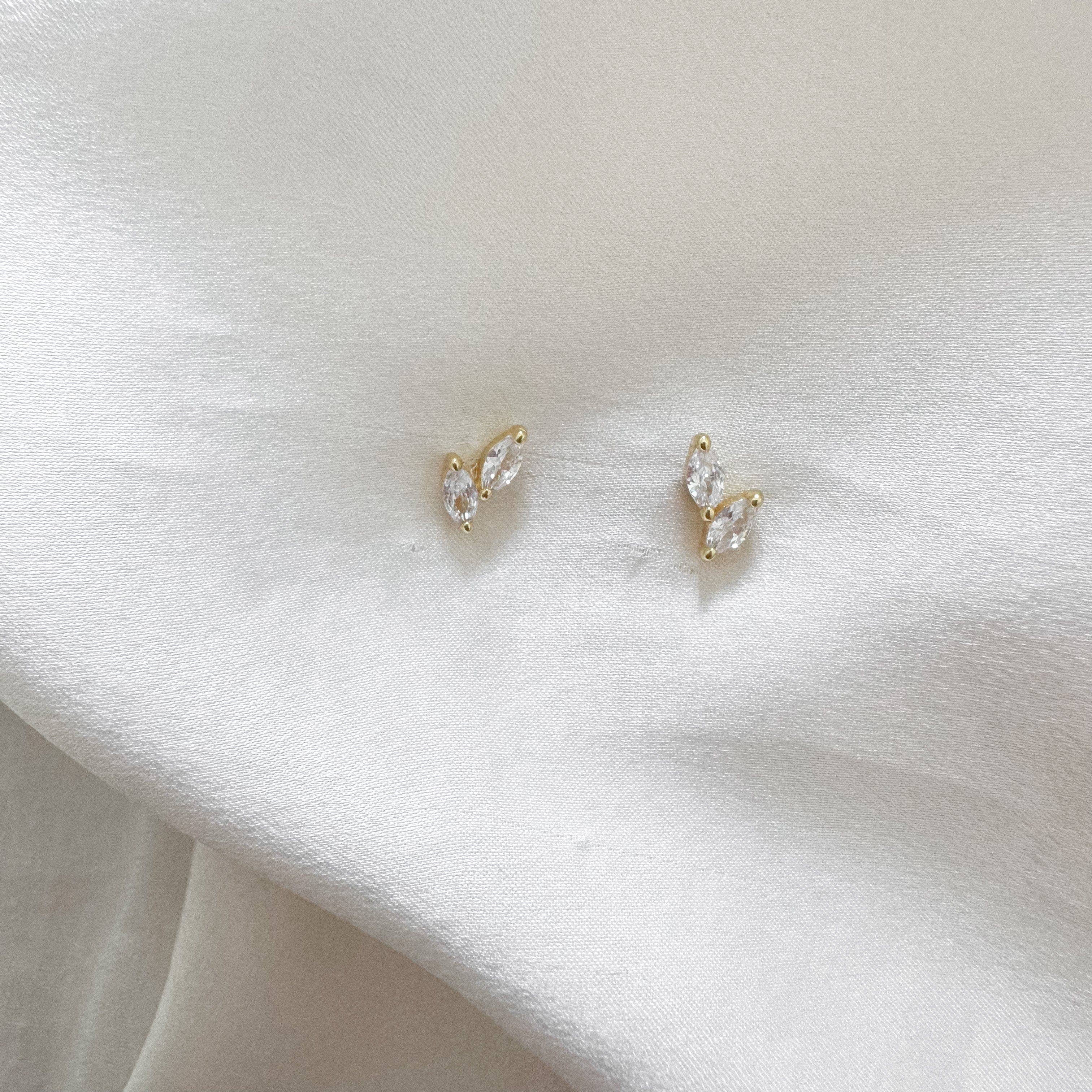 LE Sensor – wholesale Stud/post earrings – Alora Leaf Stud Earrings 8.7mm Gold Plated Tarnish Free1