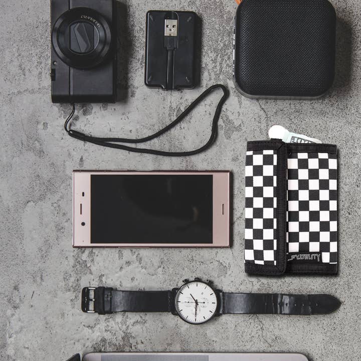 Fydelity - Wholesale Wallet - Unisex - 80701: 80's Wallet | RFID Blocking | Recycled RPET | Checkered Indy