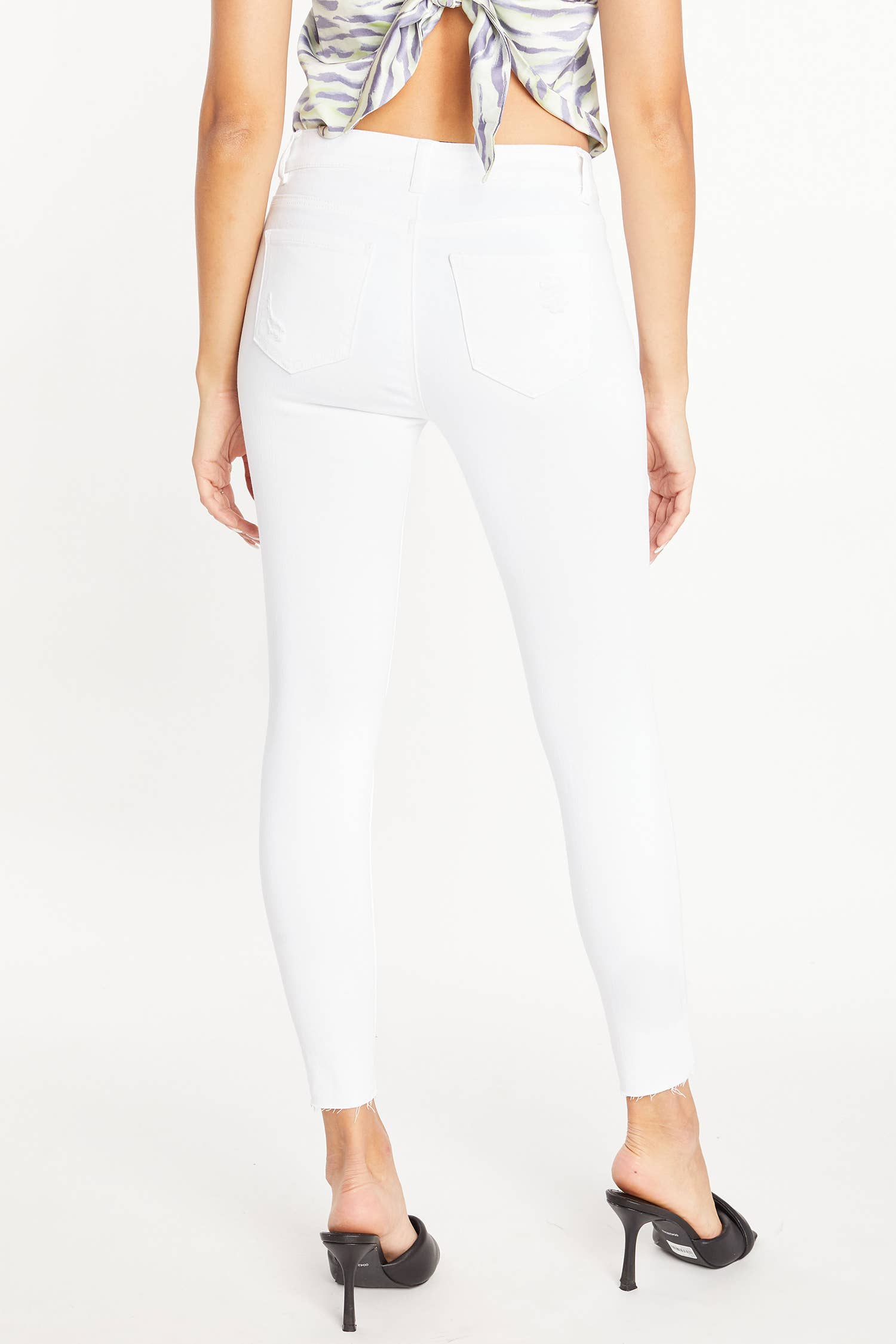 WHITE OPEN PACK Mid Rise Distressed Crop Skinny Jeans WEP3048  for wholesale on Faire3