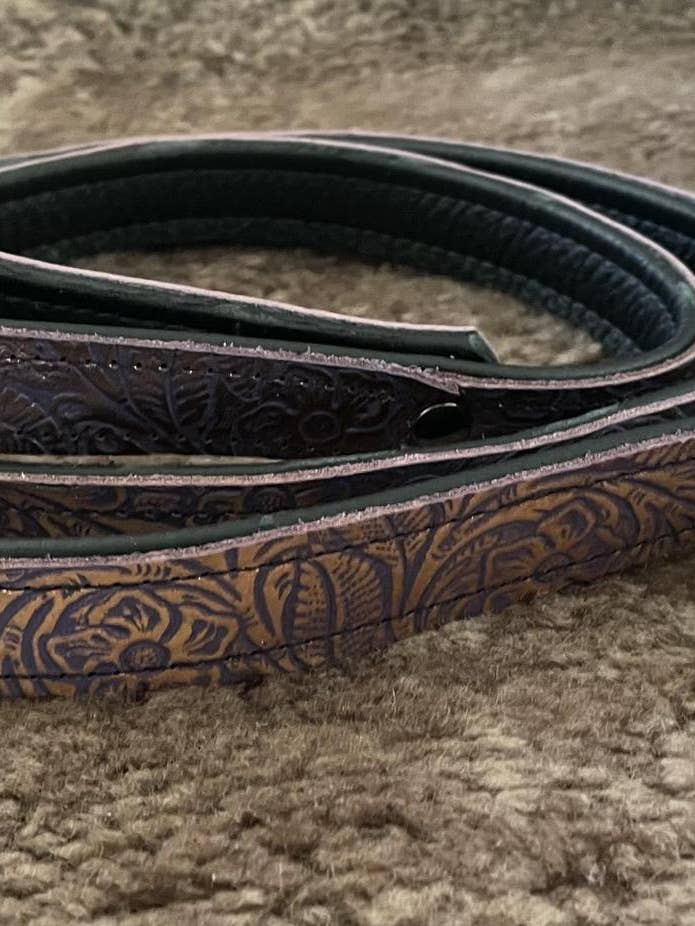 Leather Leash - Metallic (Available in 4 Colors) for wholesale by The Montrose Forge