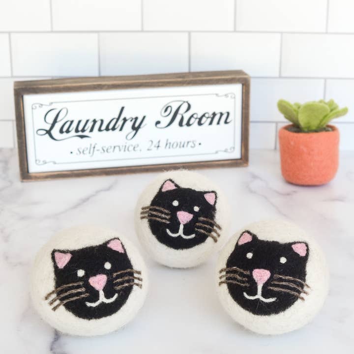 Friendsheep - Wholesale Dryer Balls - Black Cats Eco Wool Dryer Balls - Set of 3