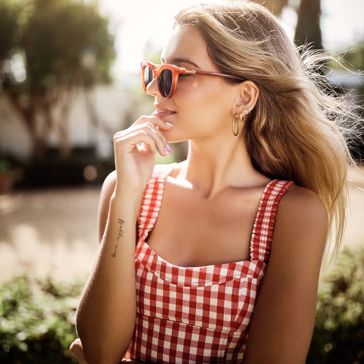 Minue Opticians - Wholesale Sunglasses - Women's - MAKEY CHERRY BLACK. Sunglasses3