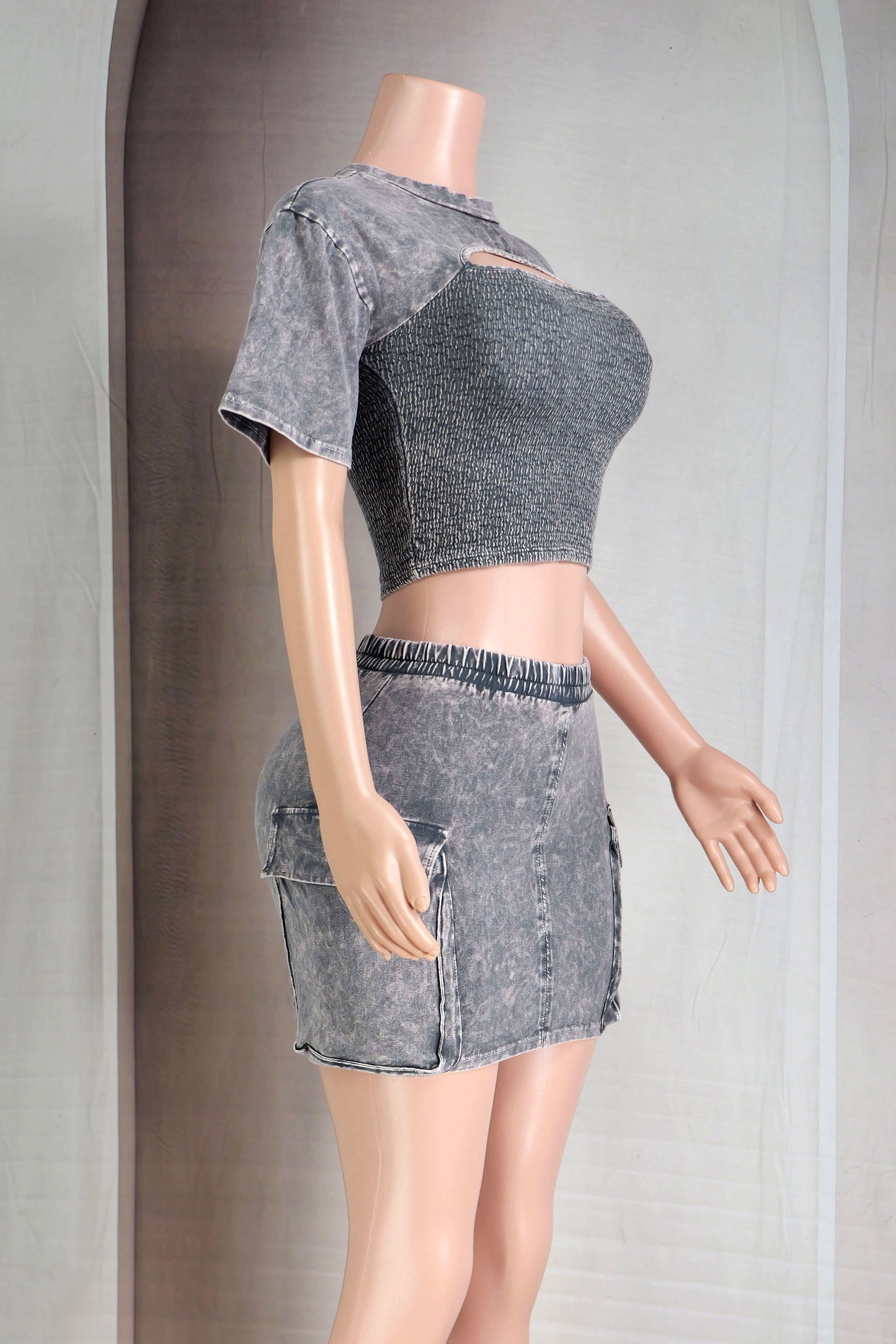 Dalia Studio - Vendita all'ingrosso Completo top e gonna - Donna - Completo con top in jersey con tagli e mini cargo effetto lavaggio minerale1