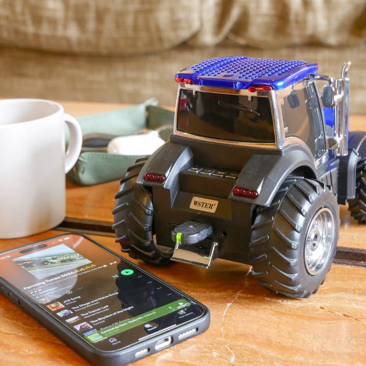 Steepletone UK Ltd - Wholesale Speakers - Tractor Bluetooth Speaker & Fm Radio with colour headlights!6