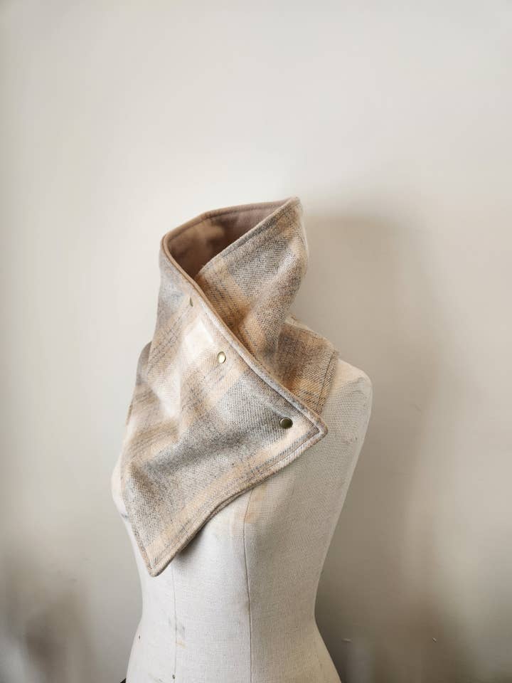 Snap Cowl for wholesale by Grandma Skills