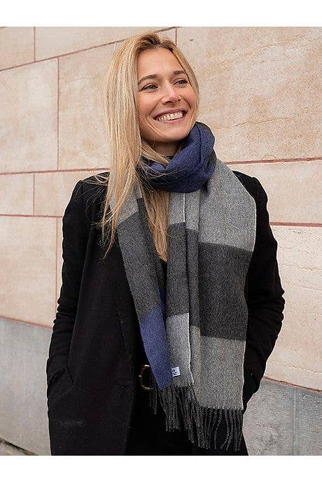 BELLEPAGA - Wholesale Scarf - Unisex - Puyu scarf (2 colors available)2