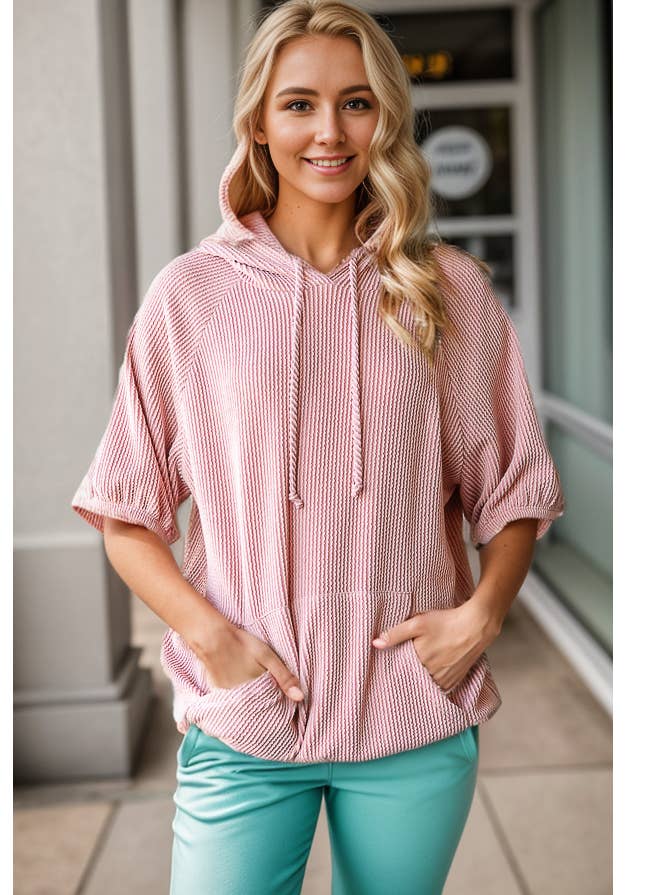 HAUT À CAPUCHE CÔTELÉ URBAIN UNI pour la vente par Pink Irene Wholesale