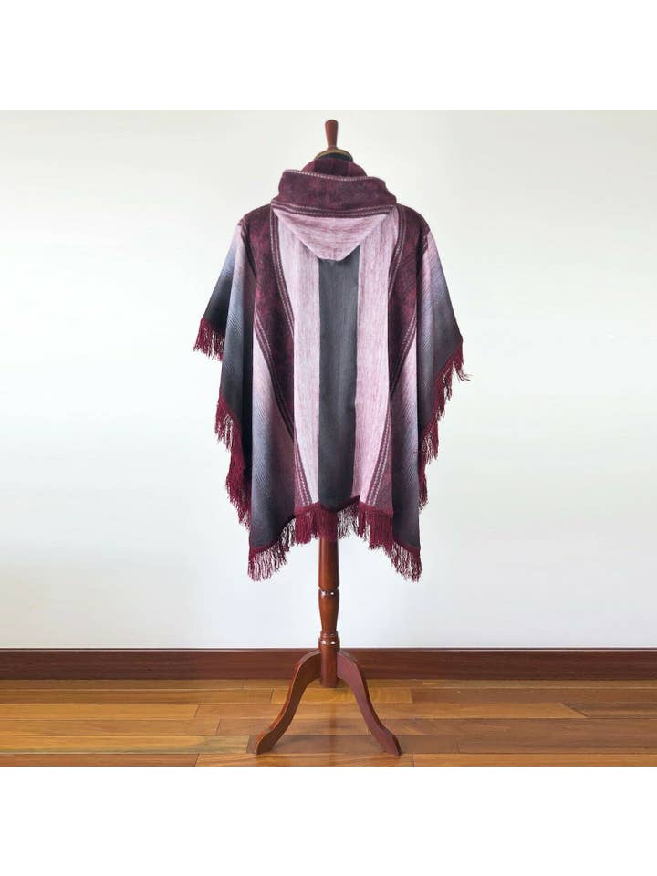 ECUALAMA - Vente Poncho – femme - Poncho à capuche léger en laine d'alpaga unisexe2