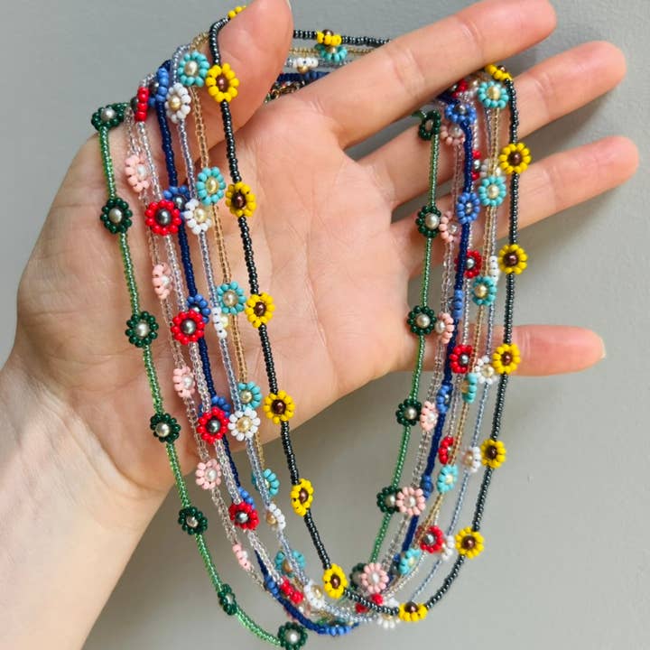 Freshwater Pearl and Seed Bead Flower Necklace for wholesale by Wonder Objects