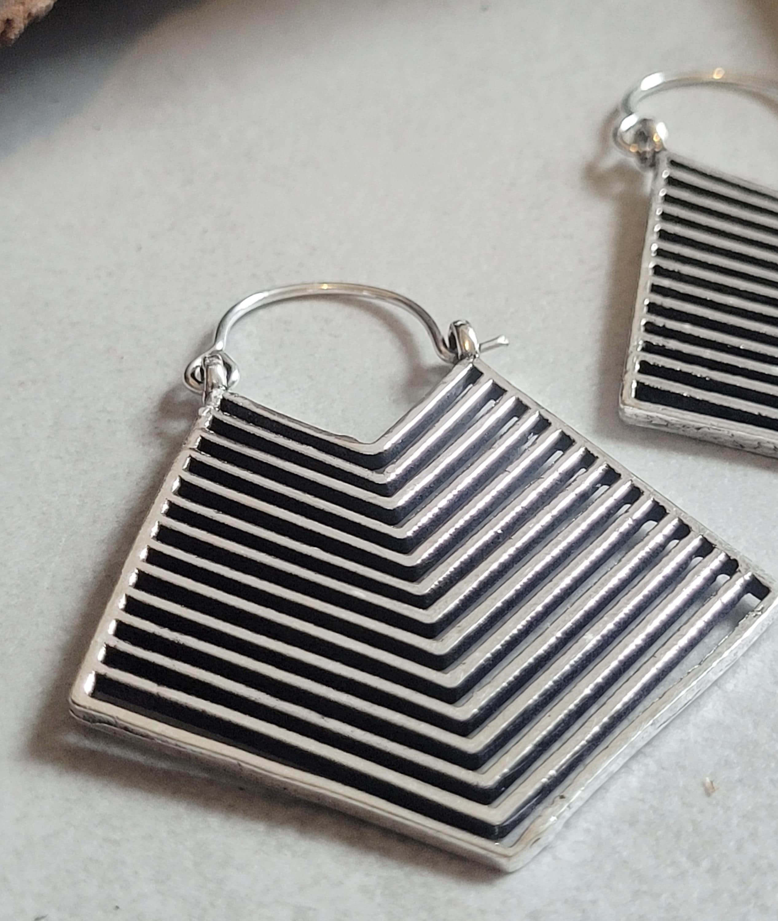 Laboheme – wholesale Dangle earrings – Silver detailed earrings / Art deco style / Aztex jewellery / Gift / Silver earrings / Tribal style / Bohemian jewellery7