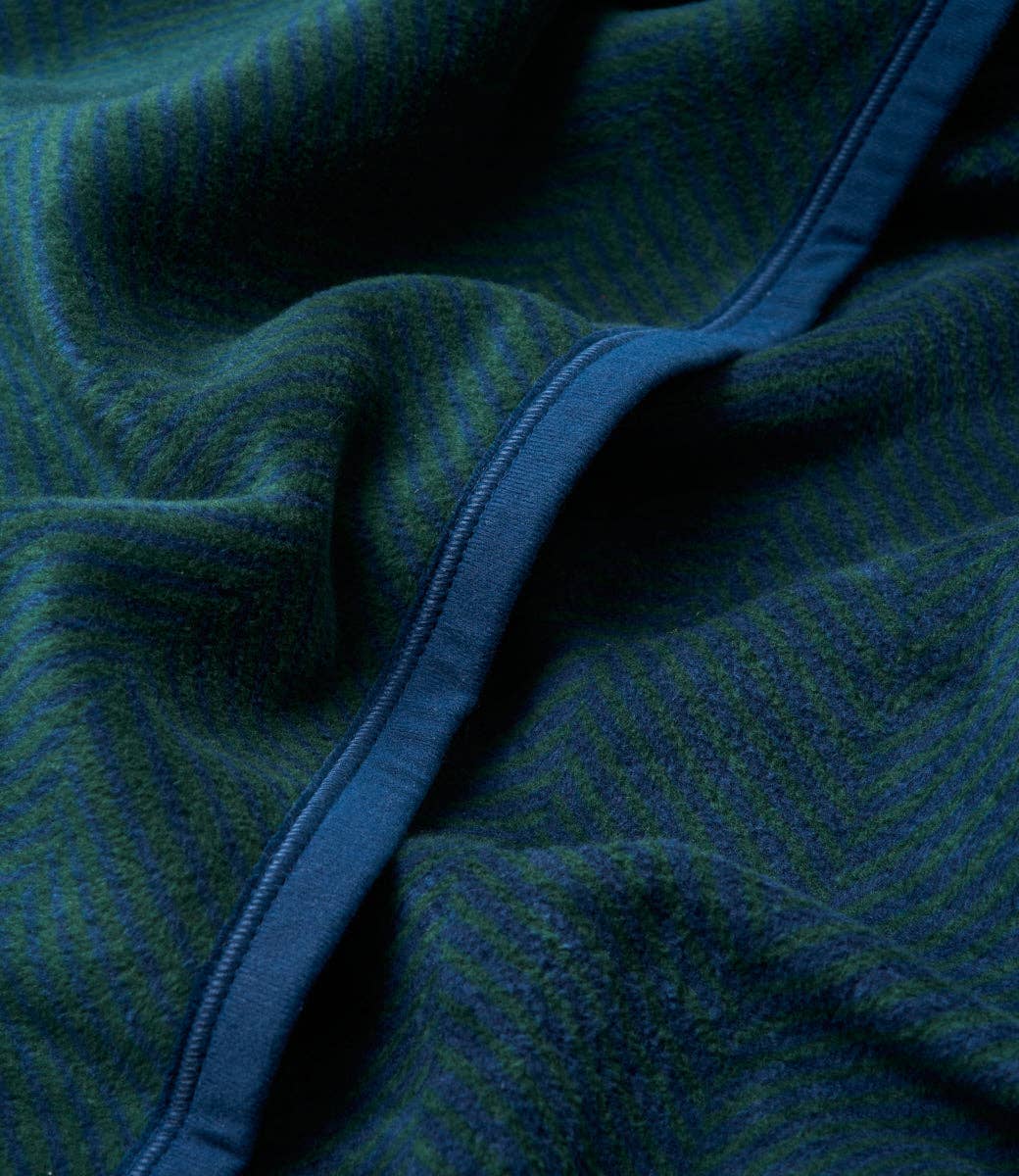 ChappyWrap – wholesale Throw blanket – Harborview Herringbone Blue Spruce Blanket3