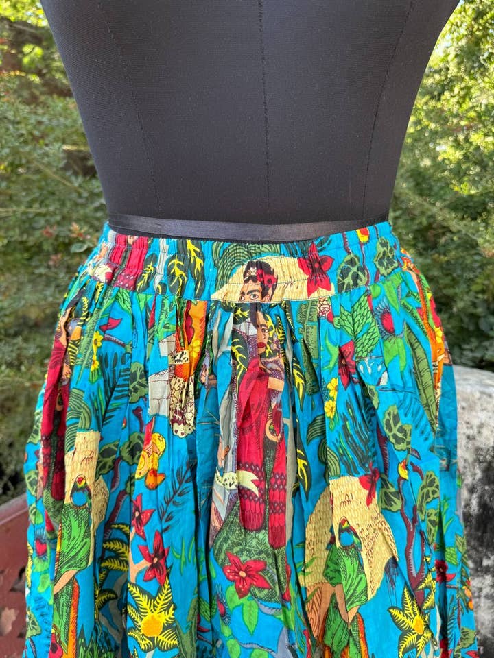 Bhawana Handicrafts - Vendita all'ingrosso Gonna - Donna - Gonna da ragazza con stampa di Frida Kahlo in cotone indiano gonna donna.