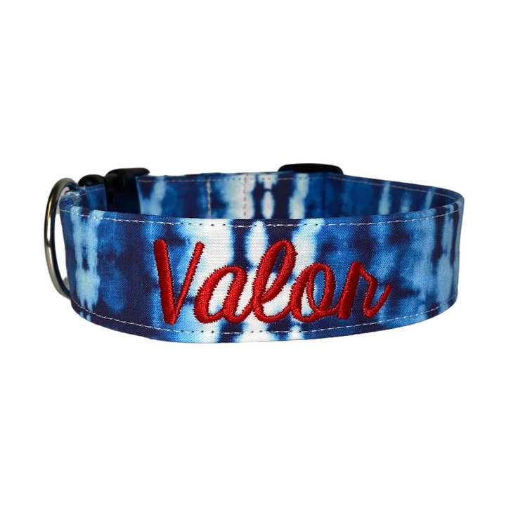Collier pour chien en tie-dye bleu par Duke & Fox® pour la vente par Duke & Fox