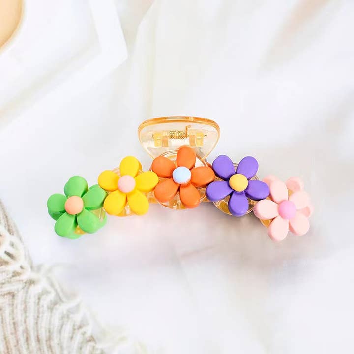 Cute Flower Alligator Style Hair Clips for Women. Daisy Hair for wholesale by Purple Myrtle