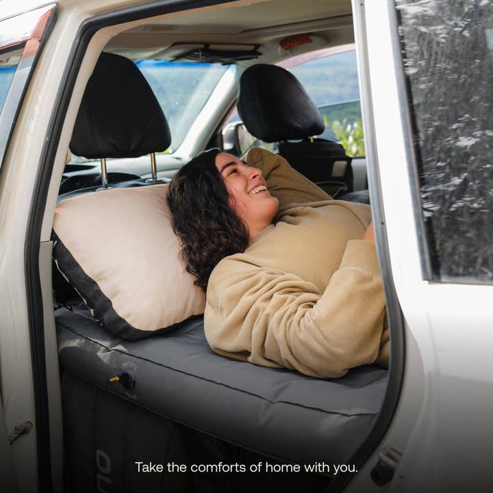 Luno - Wholesale Travel Pillow - Packable Camping Pillow2