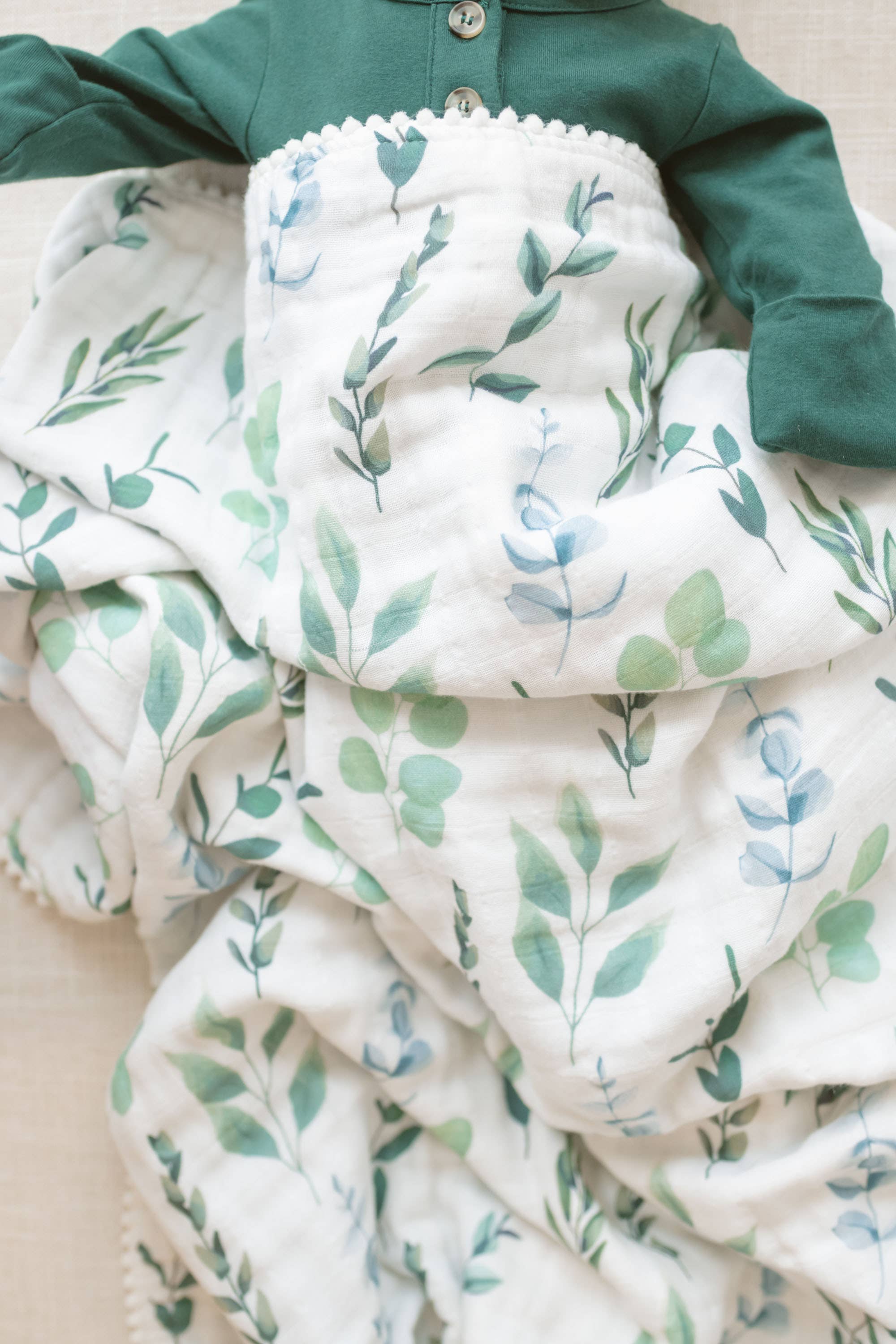 Fawn & Foster - Wholesale Quilt - Kids & Baby - Organic Muslin Gauze Quilt Baby Blanket | Sage Leaves Green4